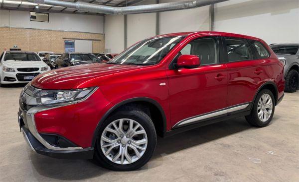 2020 MITSUBISHI OUTLANDER 4D WAGON ZL MY21 ES 7 SEAT (2WD) image