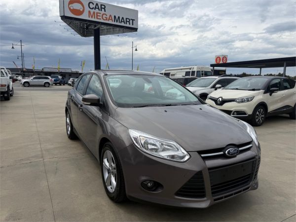 2014 FORD FOCUS 5D HATCHBACK LW MK2 UPGRADE TREND image