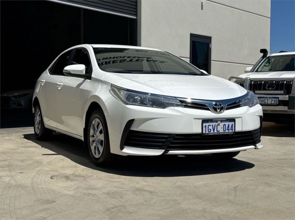 2018 Toyota Corolla Sedan ZRE172R Ascent image