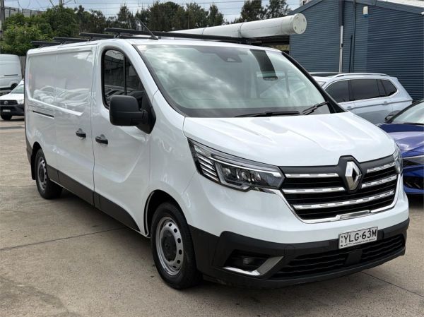 2024 Renault Trafic Van X82 MY24 Premium image