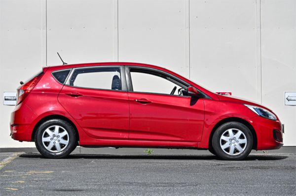 2016 Hyundai Accent Hatchback RB3 MY16 Active image