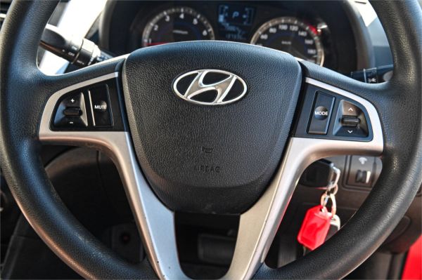 2016 Hyundai Accent Hatchback RB3 MY16 Active image
