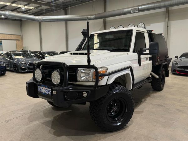 2018 TOYOTA LANDCRUISER C/CHAS VDJ79R MY18 WORKMATE (4x4) image