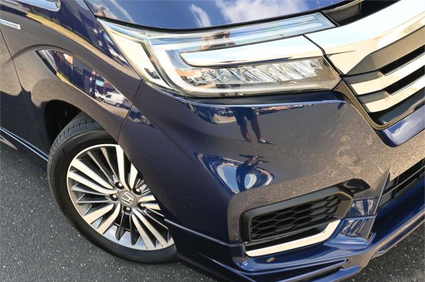 2017 Honda Step Wagon Wagon RP5 Hybrid G EX Honda Sensing image