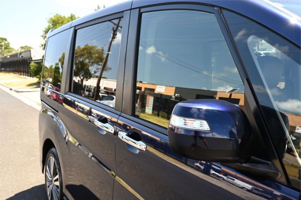 2017 Honda Step Wagon Wagon RP5 Hybrid G EX Honda Sensing image