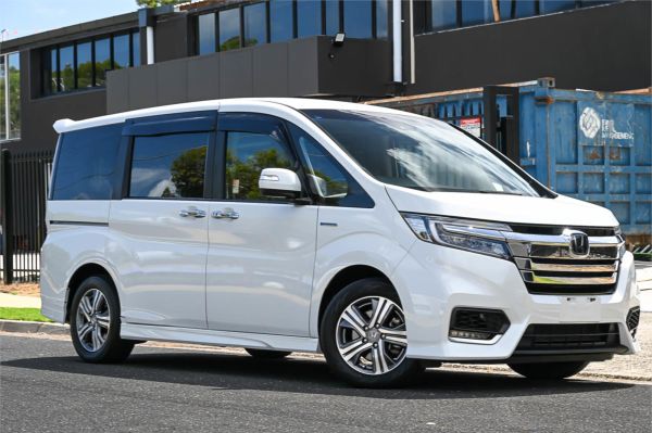 2018 Honda Step Wagon Wagon RP5 Spada Hybrid GEx Honda Sensing image
