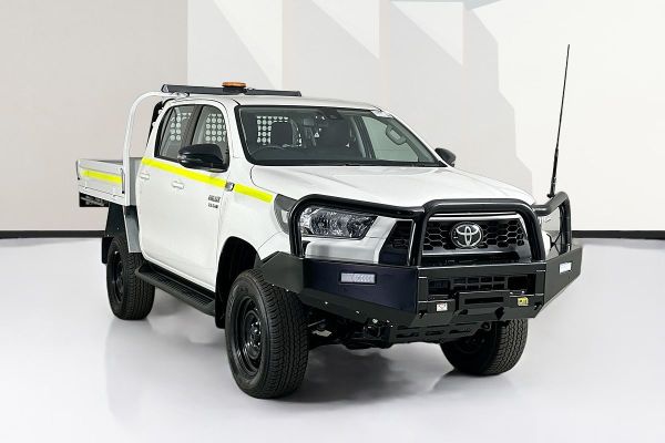 2025 Toyota HILUX SR (4x4) STEEL WHEELS GUN126R RC 4X4 image