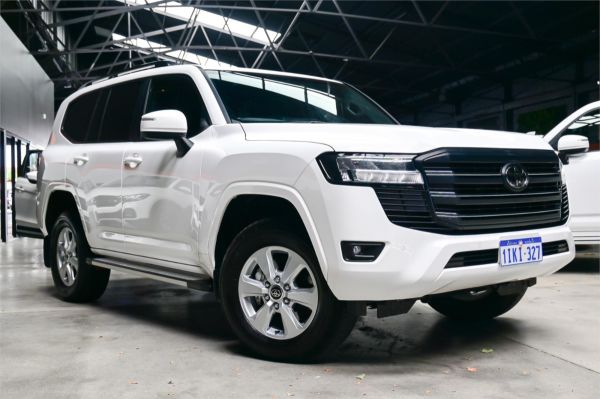 2024 Toyota Landcruiser Wagon FJA300R GXL image