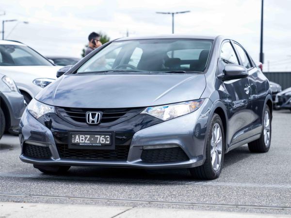 2014 Honda Civic Hatchback 9th Gen MY14 VTi-S image