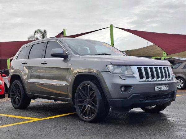 2012 Jeep Grand Cherokee Wagon WK MY2012 Laredo image