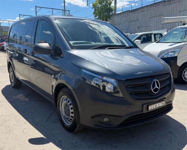 2017 Mercedes-Benz Vito Van 447 114BlueTEC image