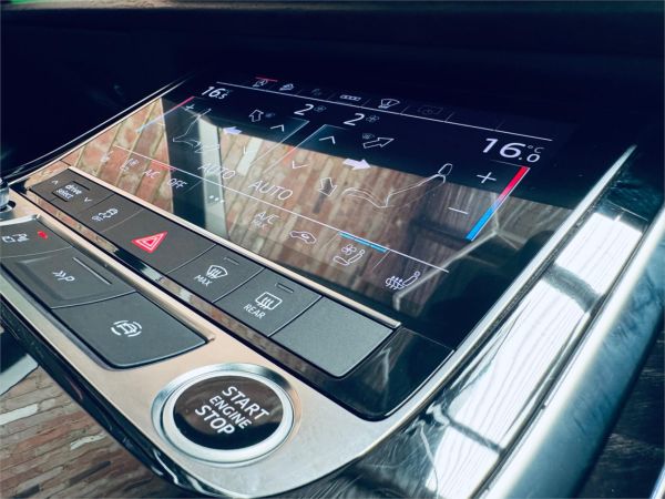 2021 Audi Q8 4M MY22 50 TDI QUATTRO S LINE MHEV image