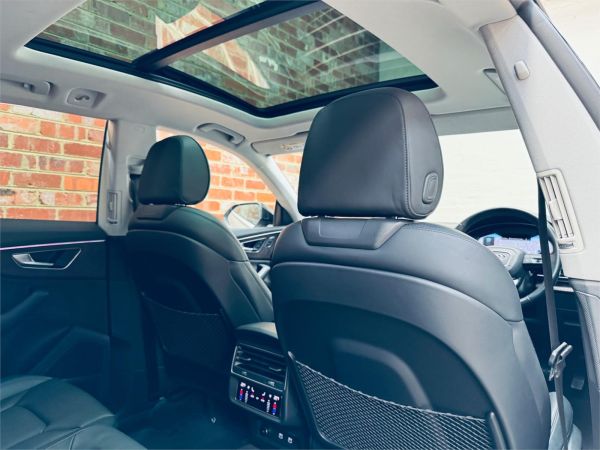 2021 Audi Q8 4M MY22 50 TDI QUATTRO S LINE MHEV image