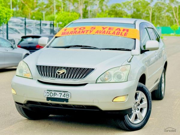 2004 Toyota Harrier Auto image