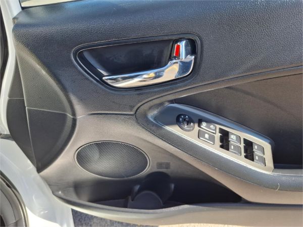 2018 Kia Cerato Hatchback YD MY18 Sport image
