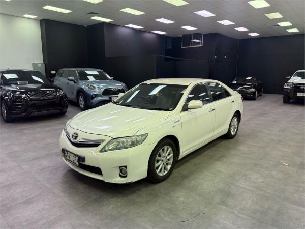 2011 Toyota Camry Sedan AHV40R Hybrid image