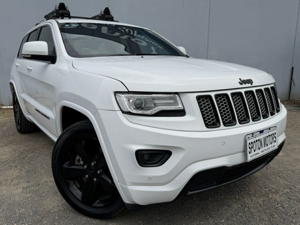 2014 Jeep Grand Cherokee WK MY14 Blackhawk (4x4) White 8 Speed Automatic Wagon image