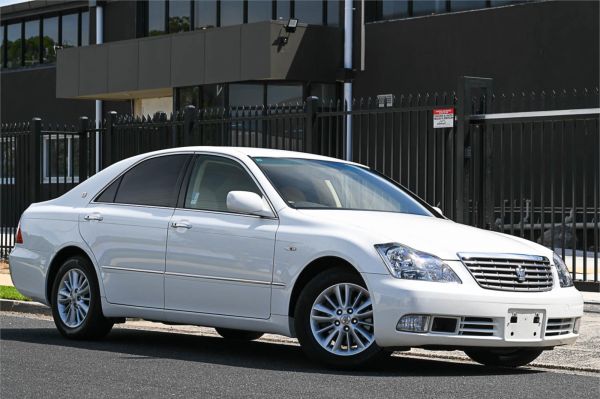 2006 Toyota Crown Sedan GSR182 Royal Saloon image