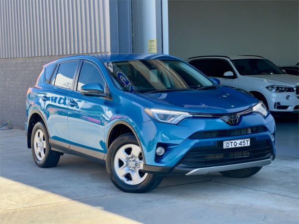 2017 TOYOTA RAV4 4D WAGON ZSA42R MY18 GX (2WD) image