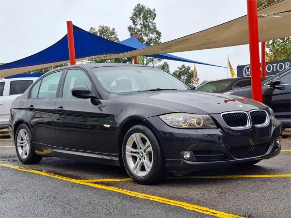 2009 BMW 3 Series Sedan E90 MY10 320i Executive image