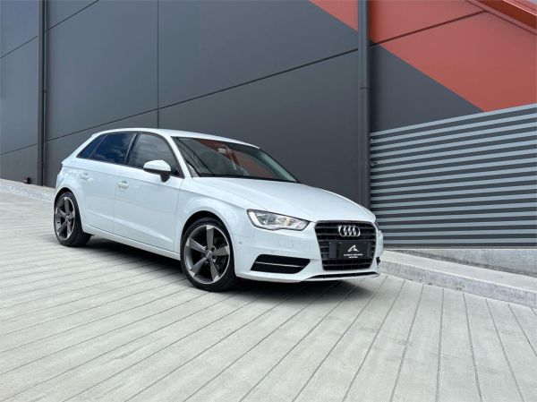 2015 AUDI A3 5D HATCHBACK 8V MY16 SPORTBACK 1.4 TFSI ATTRACTION image