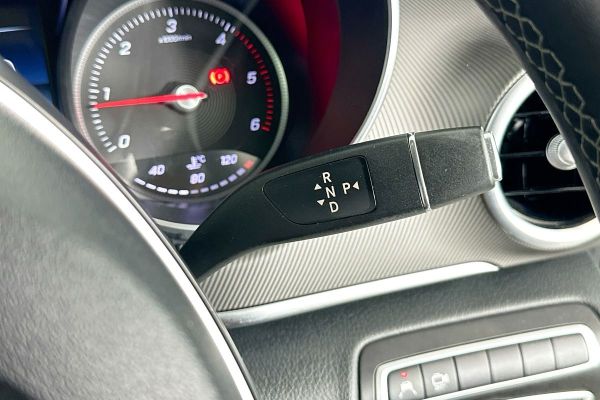 2018 Mercedes-Benz V 220 d MWB 447 MY17 image