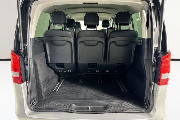2018 Mercedes-Benz V 220 d MWB 447 MY17 image