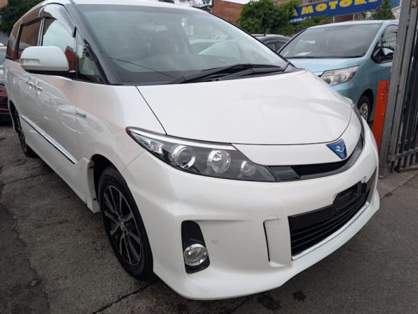 2014 TOYOTA ESTIMA image