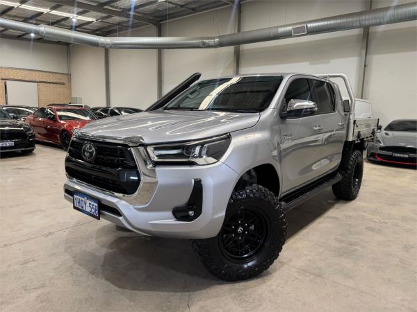 2022 TOYOTA HILUX DOUBLE C/CHAS GUN126R SR5 (4x4) image