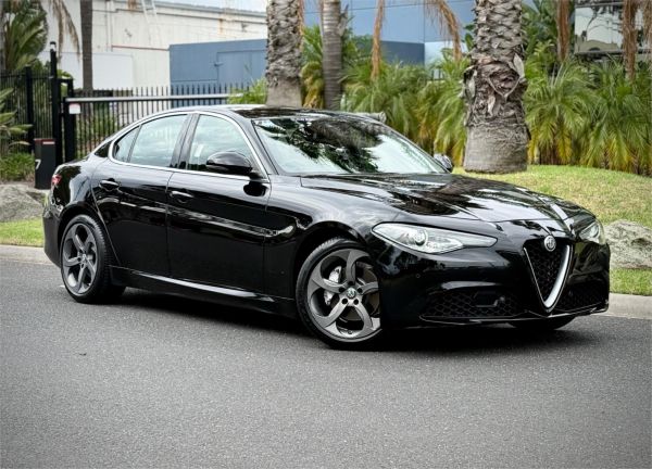 2017 Alfa Romeo Giulia Sedan image