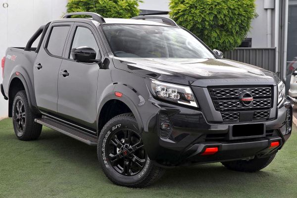 2025 Nissan Navara PRO-4X D23 Auto 4x4 MY25 Dual Cab image