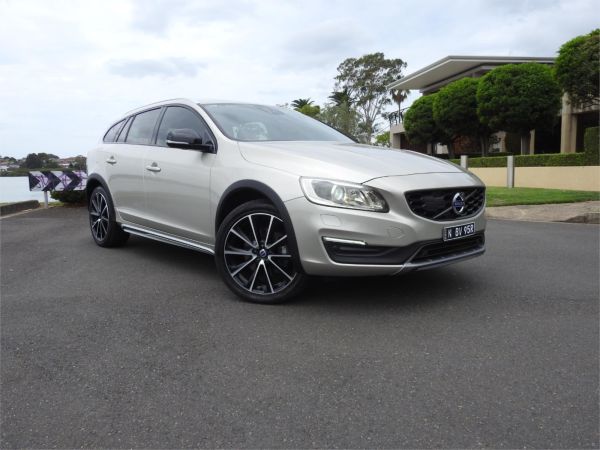 2017 VOLVO V60 4D WAGON F MY17 T5 LUXURY CROSS COUNTRY image