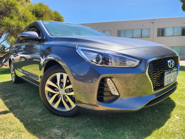 2017 HYUNDAI i30 4D HATCHBACK PD ACTIVE image