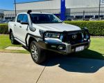 Image for 2018 TOYOTA HILUX DUAL CAB UTILITY GUN126R MY17 SR5 (4x4)