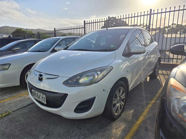 2012 Mazda 2 Hatchback DE10Y2 MY12 Neo image