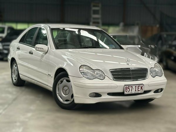 2003 Mercedes-Benz C180 W203 Kompressor Classic White 5 Speed Automatic Tipshift Sedan image