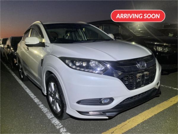 2015 Honda Vezel Hybrid SUV Z image