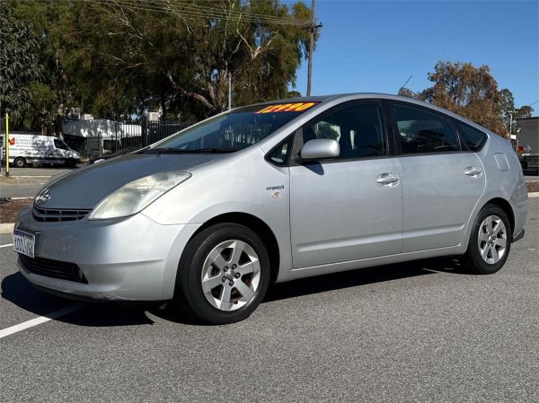 2009 Toyota Prius Liftback NHW20R image