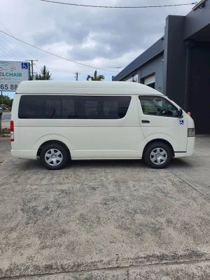 2015 TOYOTA HIACE LONG WHEELBASE TRH200 image