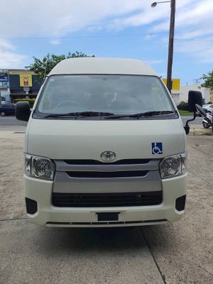 2015 TOYOTA HIACE LONG WHEELBASE TRH200 image