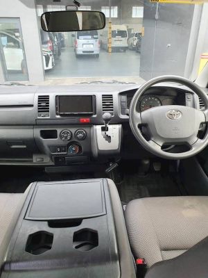 2015 TOYOTA HIACE LONG WHEELBASE TRH200 image