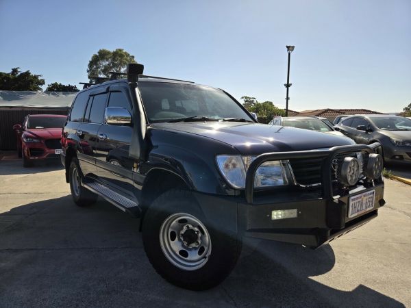 1999 Toyota Landcruiser FZJ105R GXL Blue 4 Speed Automatic Wagon image