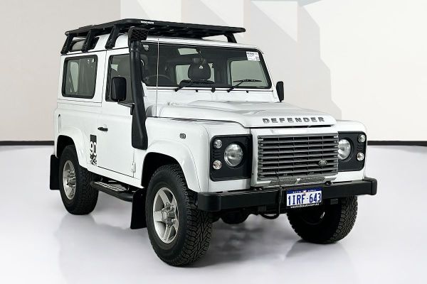 2015 Land Rover DEFENDER 90 MY15 image