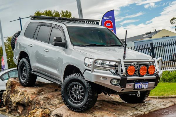 2015 Toyota Landcruiser GXL Auto 4x4 image