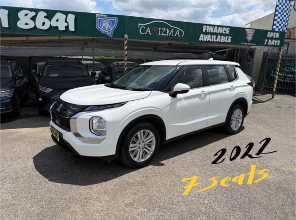 2022 MITSUBISHI OUTLANDER 4D WAGON ZM MY22 ES 7 SEAT (2WD) image
