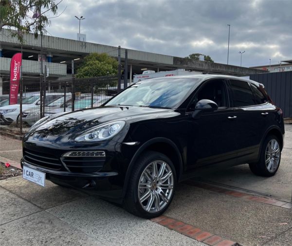2013 Porsche Cayenne Wagon 92A MY13 S image