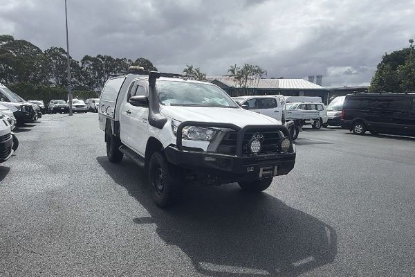 2020 Toyota Hilux SR GUN126R 4X4 image