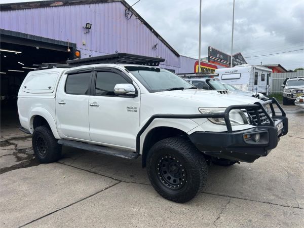 2011 TOYOTA HILUX DUAL CAB P/UP KUN26R MY11 UPGRADE SR (4x4) image