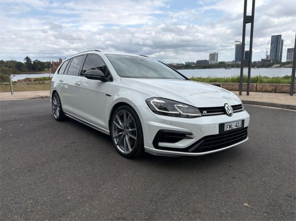 2017 Volkswagen Golf Wagon 7.5 MY18 R Wolfsburg Edition image
