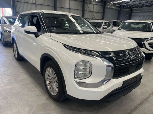 2023 Mitsubishi Outlander Wagon ZM MY24 ES image